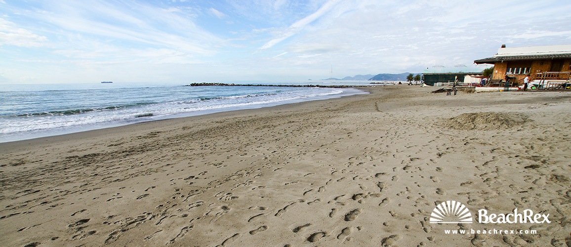 Italie - Toscana -  Massa - Plage Marina di Massa