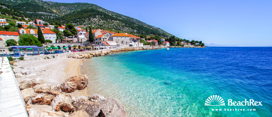 Croatie - Dalmatie  Split - Ile Brač -  Bol - Plage Port Bol