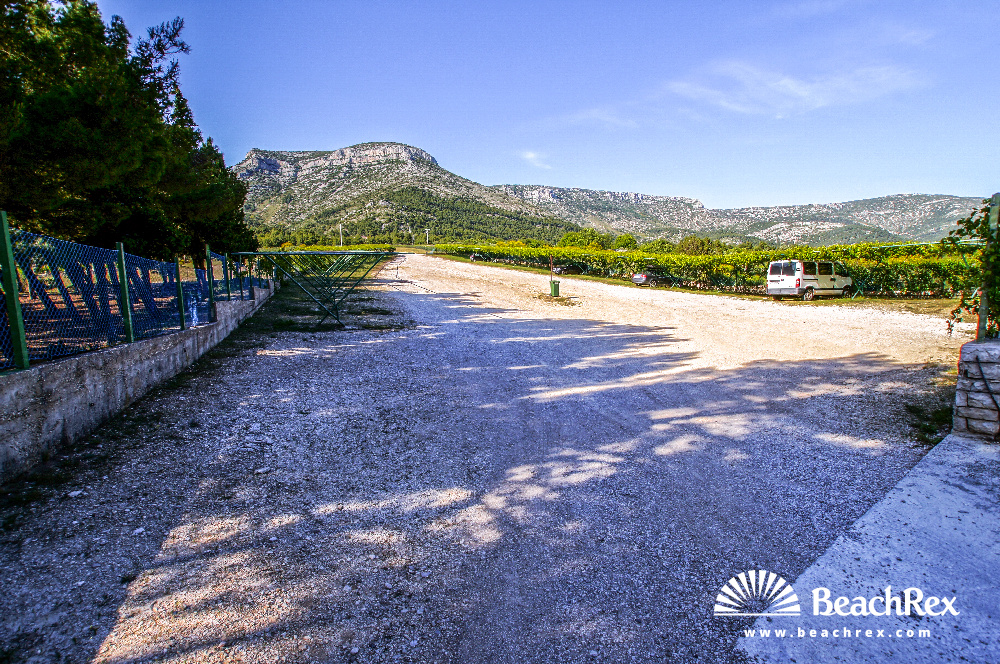 Croatie - Dalmatie  Split - Ile Brač -  Bol - Plage Paklina