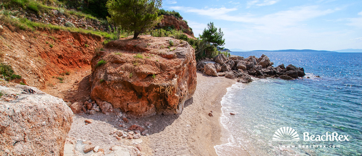 Hrvatska - Dalmacija  Split - Otok Hvar -  Sveta Nedjelja - Plaža Skala
