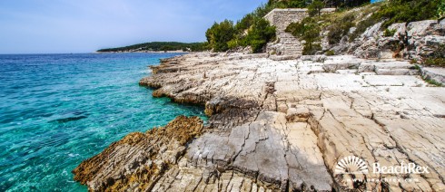 Croatie - Dalmatie  Split - Ile Brač -  Milna - Plage Koromaslinova