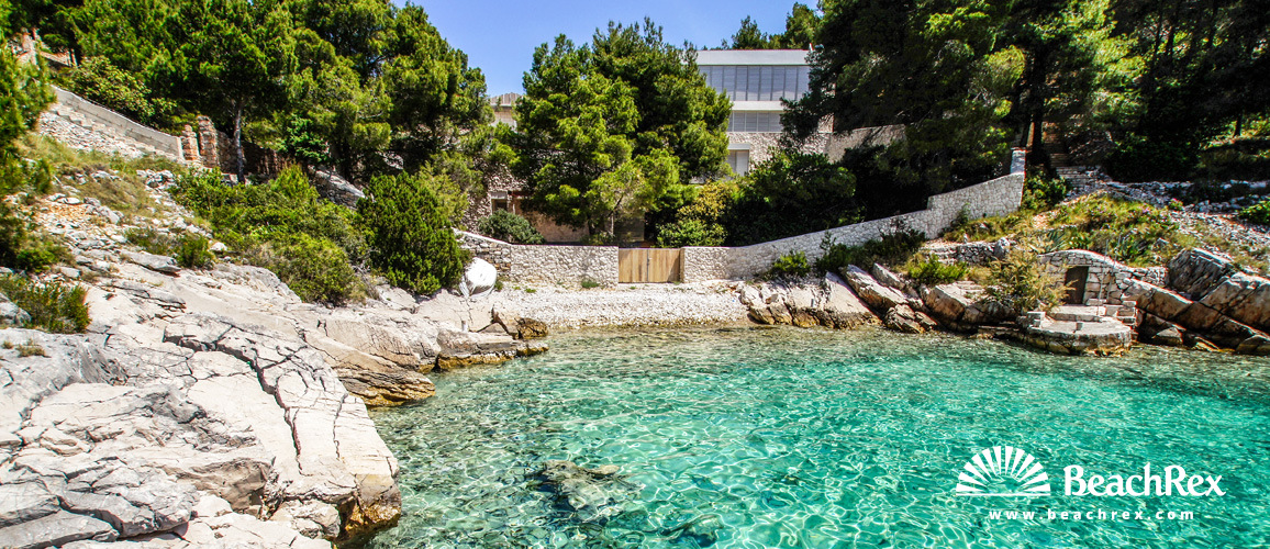 Croatie - Dalmatie  Split - Ile Brač -  Milna - Plage Duboka