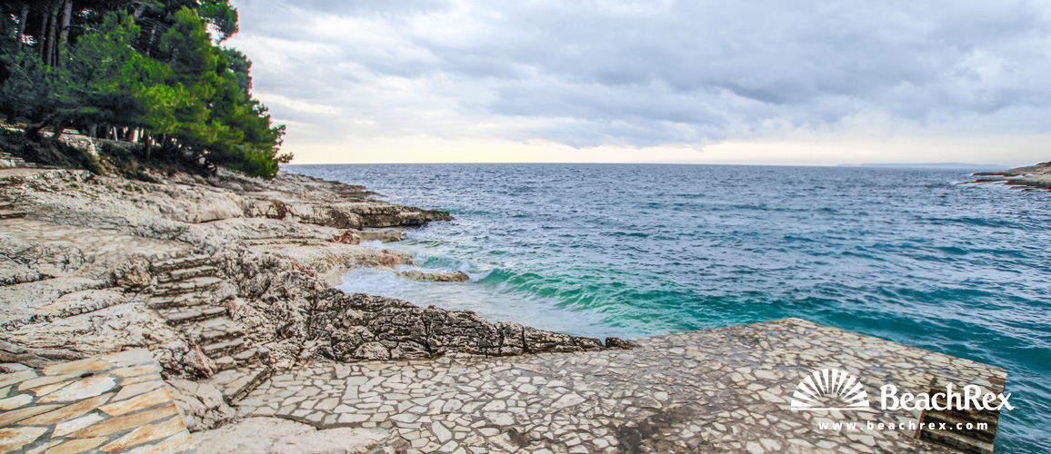 Croatia - Kvarner - Island Lošinj -  Mali Lošinj - beach Sunčana uvala