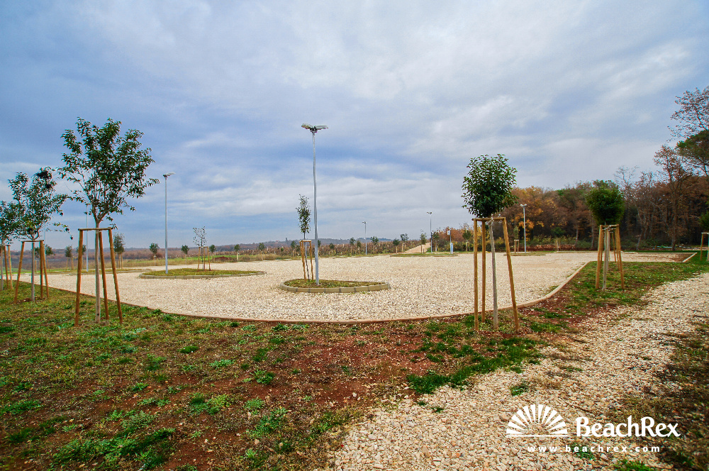 Croatia - Istra -  Novigrad - Beach Kastanija