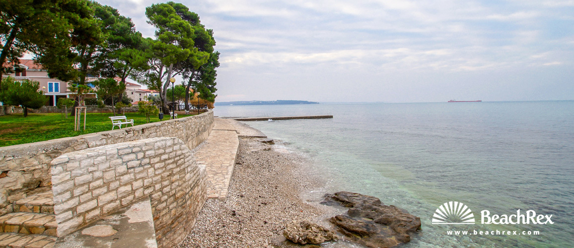 Croatia - Istra -  Novigrad - Beach Park
