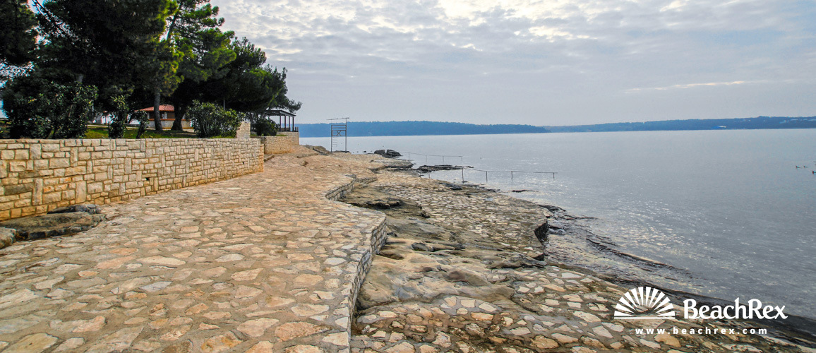 Kroatien - Istra -  Novigrad - Strand Sirena
