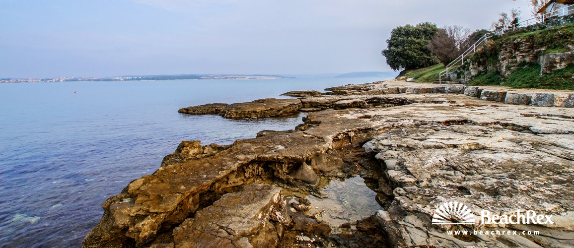 Croatia - Istra -  Novigrad - Beach Lanterna