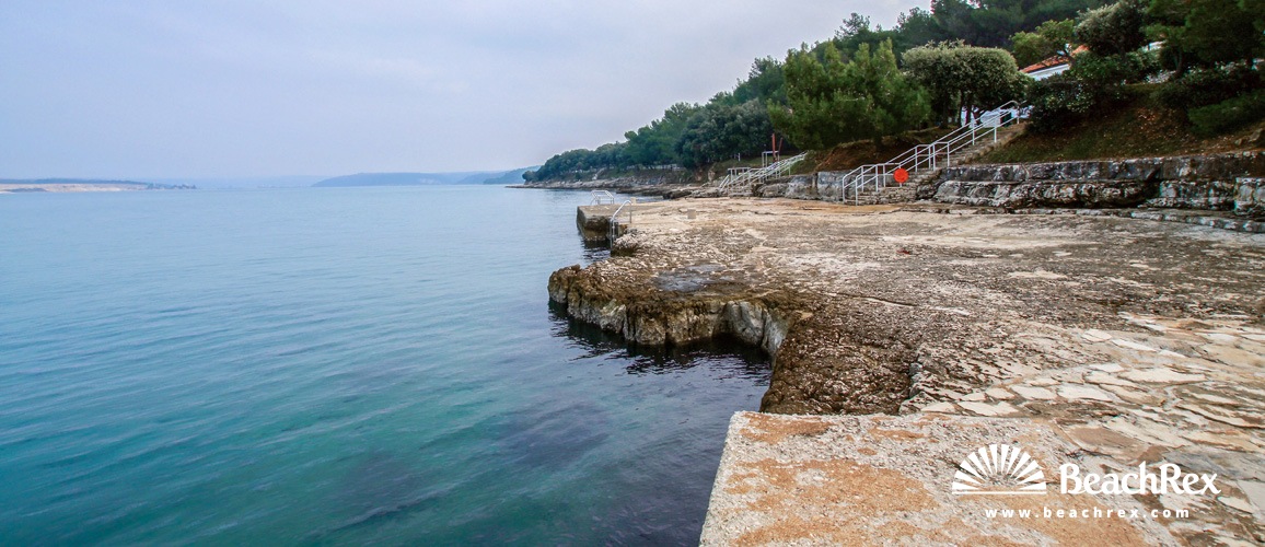 Croatia - Istra -  Novigrad - Beach Lanterna