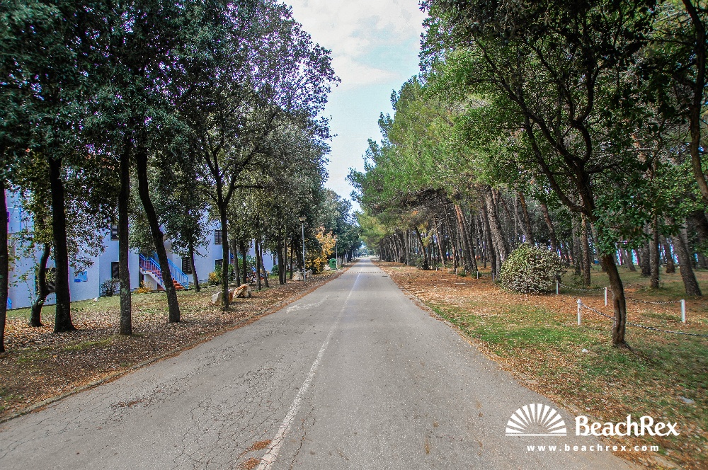 Croatia - Istra -  Novigrad - Beach Lanterna