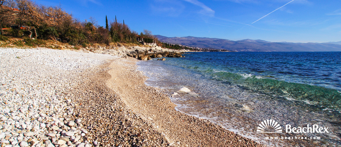 Croatia - Kvarner -  Novi Vinodolski - The View beach