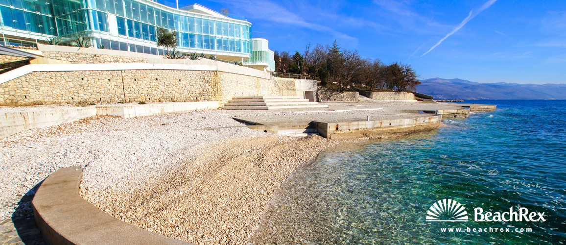 Croatia - Kvarner -  Novi Vinodolski - The View beach