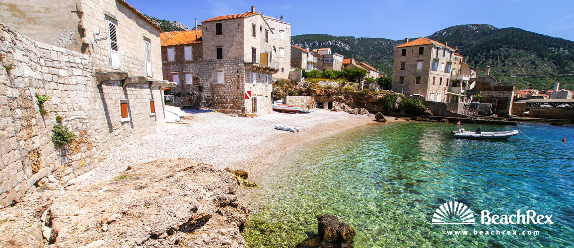 Croatie - Dalmatie  Split - Ile Vis -  Komiža - Plage Bjažićovo