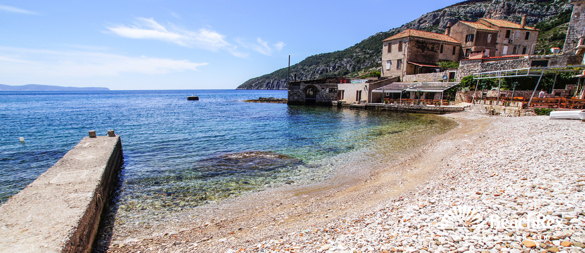 Croatie - Dalmatie  Split - Ile Vis -  Komiža - Plage Bjažićovo