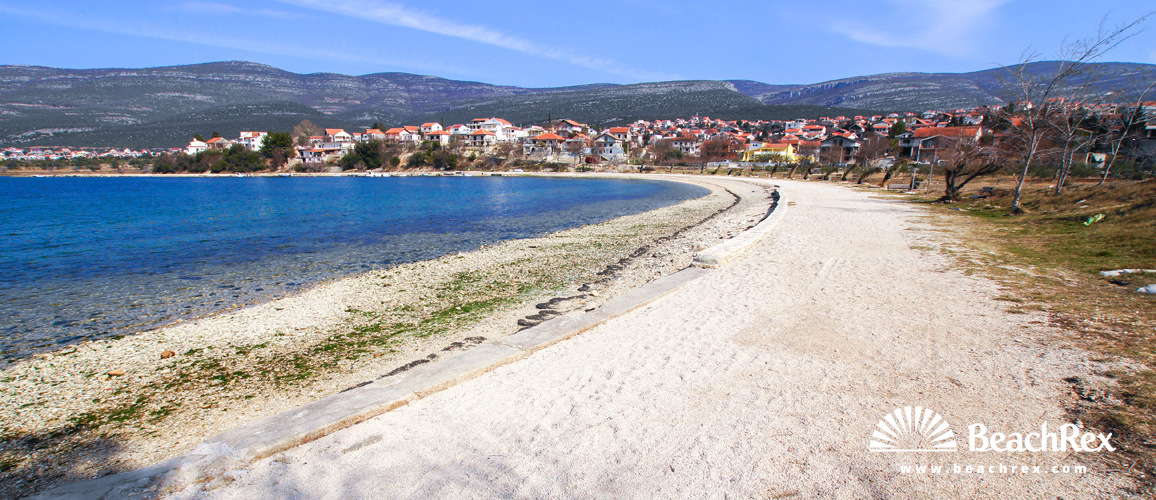 Croatia - Dalmatia  Zadar -  Karin Gornji - Beach Karin Gornji
