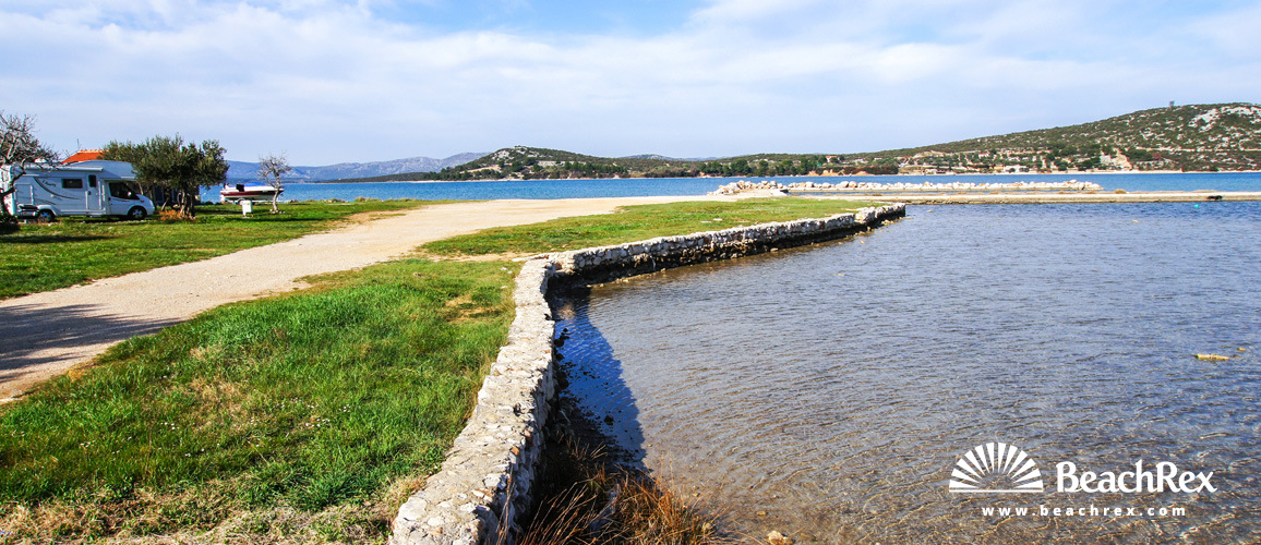 Croatia - Dalmatia  Šibenik - Island Murter -  Betina - Beach Plitka Vala