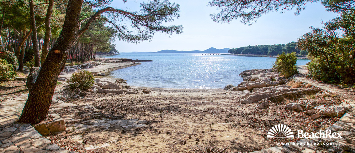 Croatie - Dalmatie  Zadar -  Biograd na Moru - Plage Crvena Luka