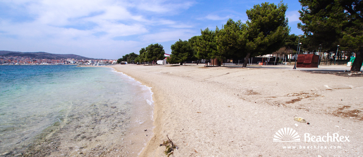 Croatia - Dalmatia  Šibenik -  Vodice - Beach Hangar