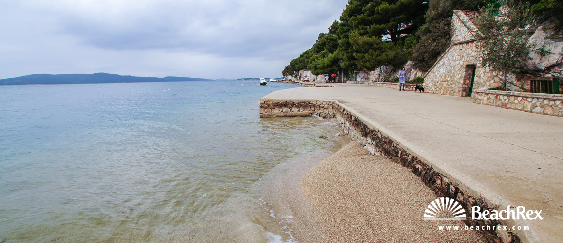 Croatie - Dalmatie  Šibenik -  Brodarica - Plage Brodarica