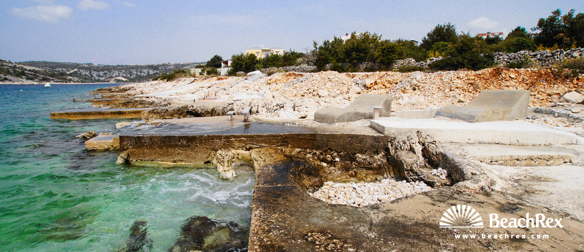 Croatia - Dalmatia  Split -  Sevid - Beach Sičenica