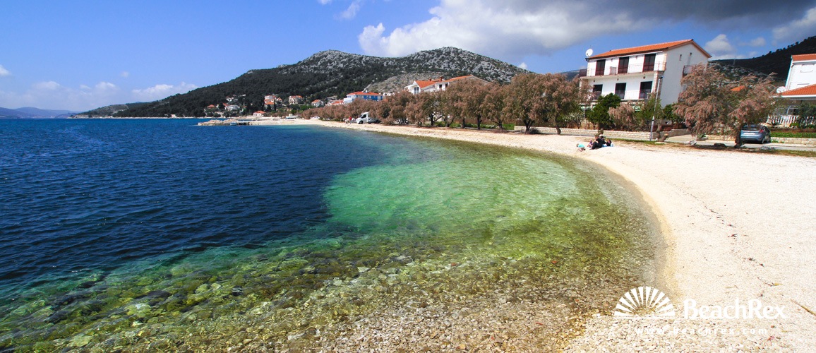 Croatie - Dalmatie  Split -  Seget Vranjica - Plage Vranjica