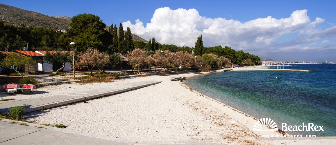 Croatia - Dalmatia  Split -  Seget Donji - Beach Medena