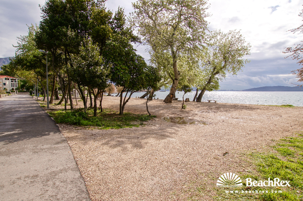 Croatia - Dalmatia  Split -  Kaštel Lukšić - Beach Šumica