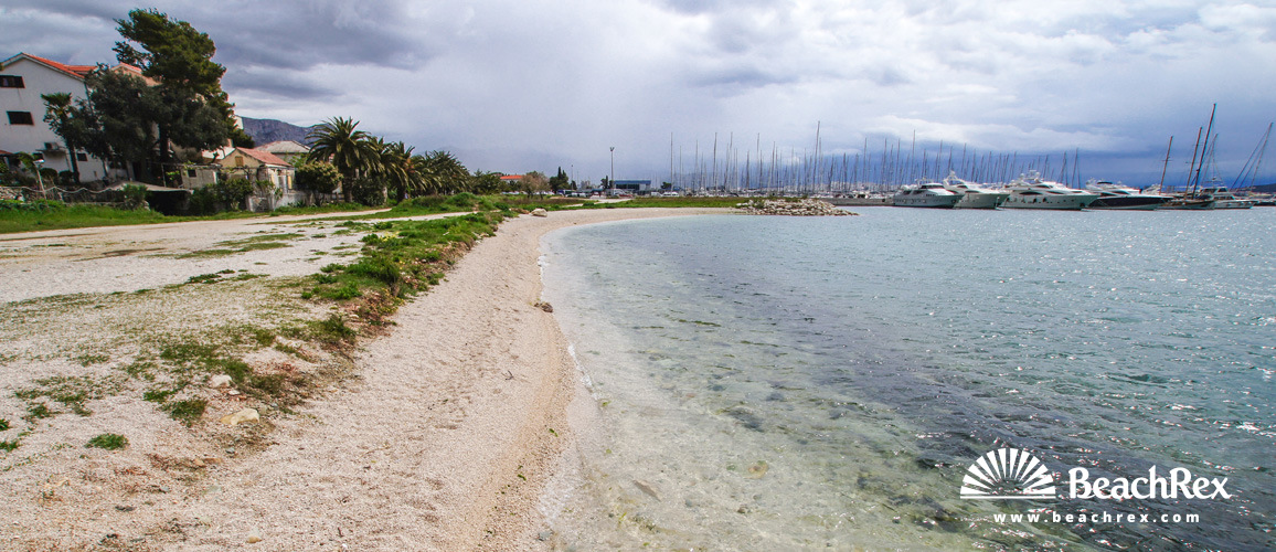 Croatia - Dalmatia  Split -  Kaštela - Beach Kaštel Gomilica