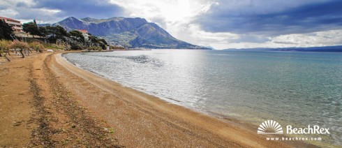Hrvaška - Dalmacija  Split -  Duće - Plaža Golubinka