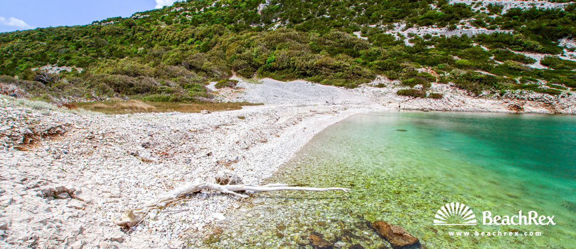 Croatie - Dalmatie  Split - Ile Brač -  Pučišća - Plage Konopjik