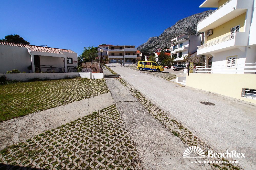 Hrvatska - Dalmacija  Split -  Igrane - Plaža Punta