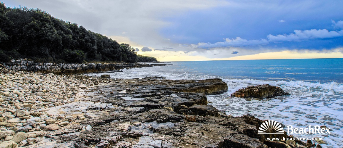 Croatia - Istra -  Rovinj - Beach Palud