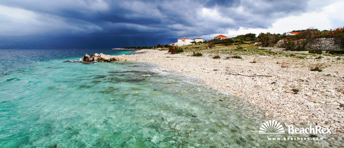 Croatie - Dalmatie  Split - Ile Brač -  Povlja - Plage Rt Povlja