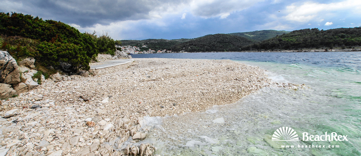 Croatie - Dalmatie  Split - Ile Brač -  Povlja - Plage Rt Povlja