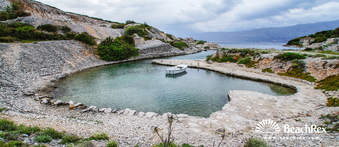 Croatie - Dalmatie  Split - Ile Brač -  Povlja - Plage Tičja luka