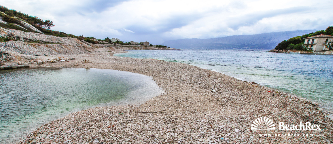 Croatie - Dalmatie  Split - Ile Brač -  Povlja - Plage Tičja luka