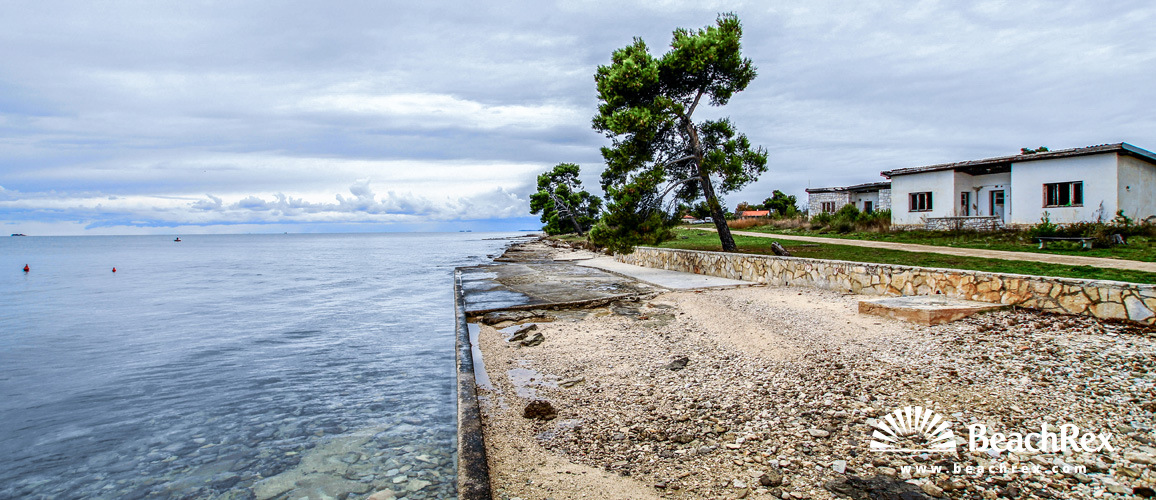 Croatia - Istra -  Fažana - Beach AC Pineta