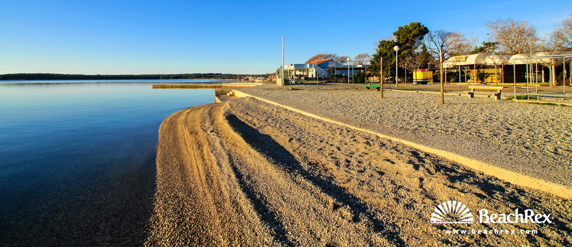 Hrvaška - Kvarner - Otok Krk -  Kornić - Plaža Dunat