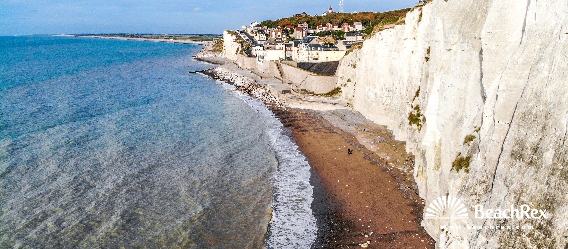 France - HautsdeFrance -  Ault - Plage d'Ault