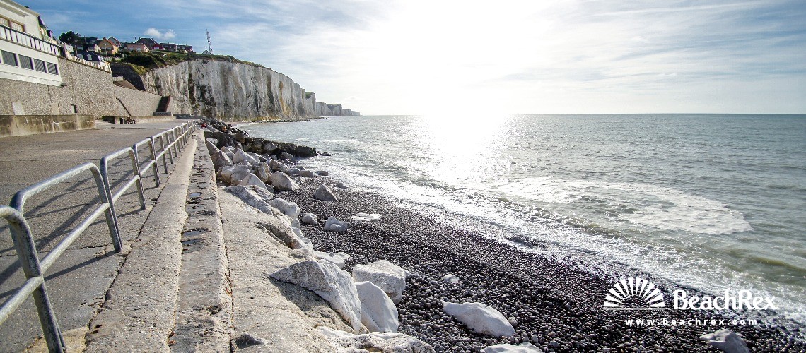 France - HautsdeFrance -  Ault - Plage d'Ault