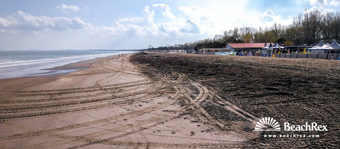 Italia - Emilia Romagna -  Comacchio - Spiaggia Lido di Volano
