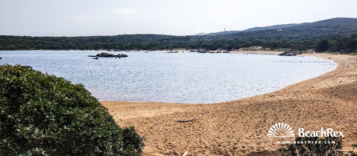 Italy - Sassari - Sardegna -  Golfo Aranci - Beach de Bahas