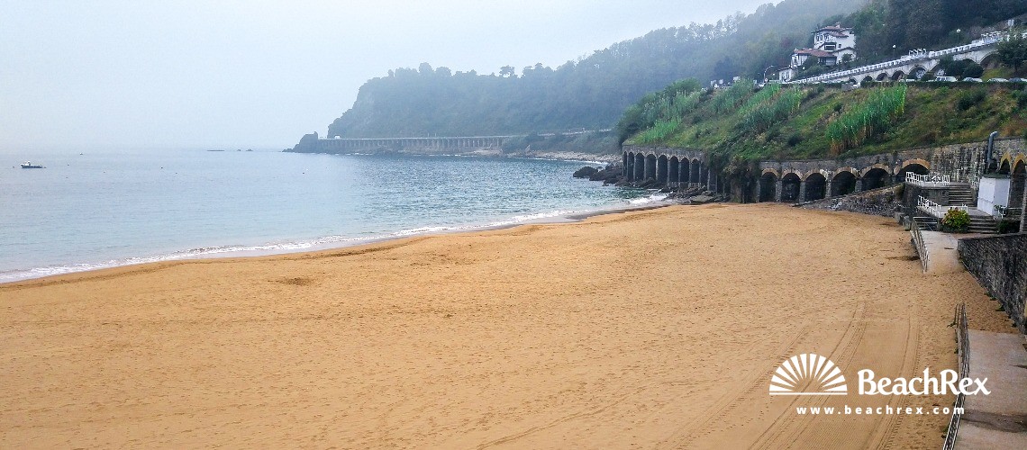 Spain - País Vasco -  Guetaria - Playa de Malkorbe