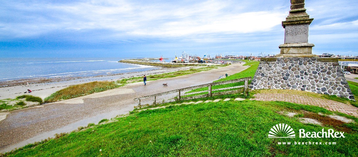 Netherlands - Friesland -  Harlingen - Strand Harlingen
