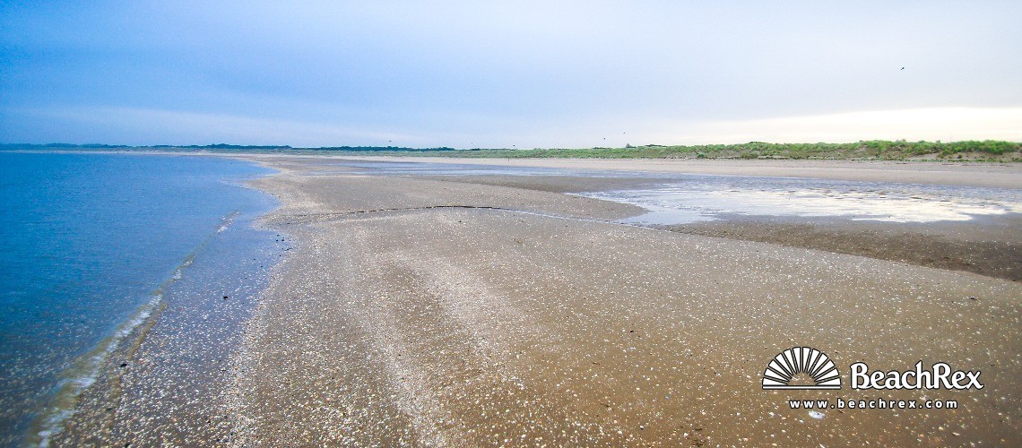 Netherlands - ZuidHolland -  Hellevoetsluis - Strand Haringvlietsluizen