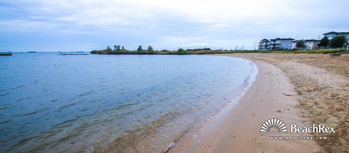 Netherlands - ZuidHolland -  Hellevoetsluis - Strand Vuurtoren