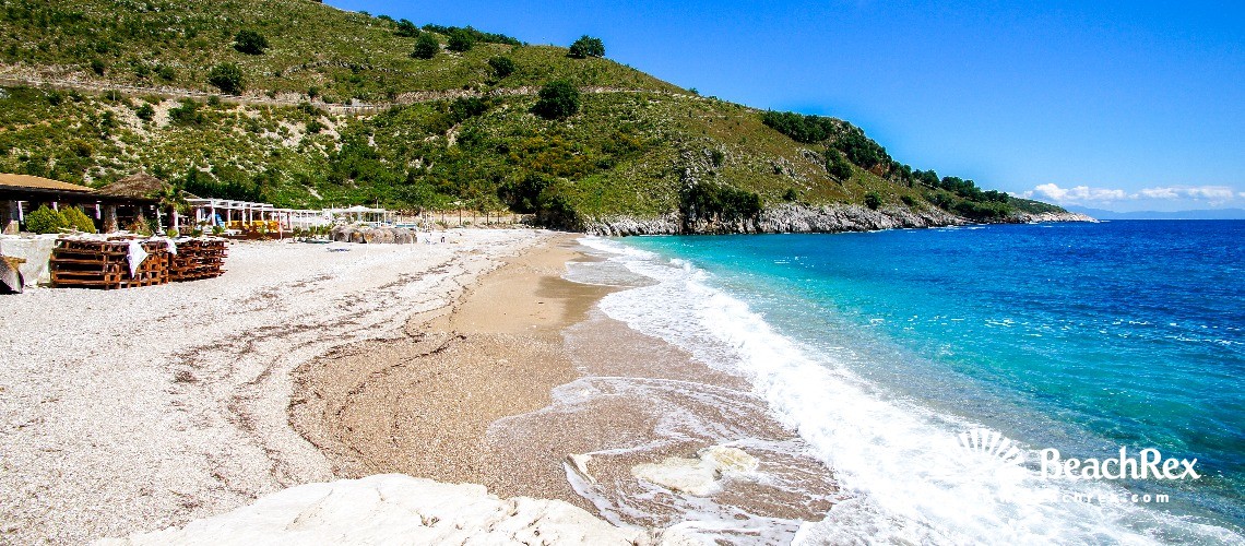 Albania - Vlorë -  Himarë - Plazhi i Llamanit