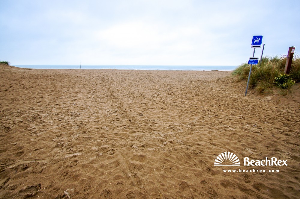 Belgium - WestVlaanderen -  Koksijde - Strand Sint-Idesbald