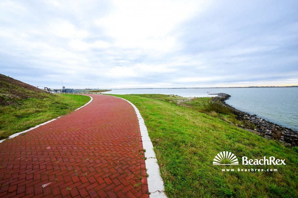 Niederlande - Friesland -  Kornwerderzand - Strand Kornwerderzand
