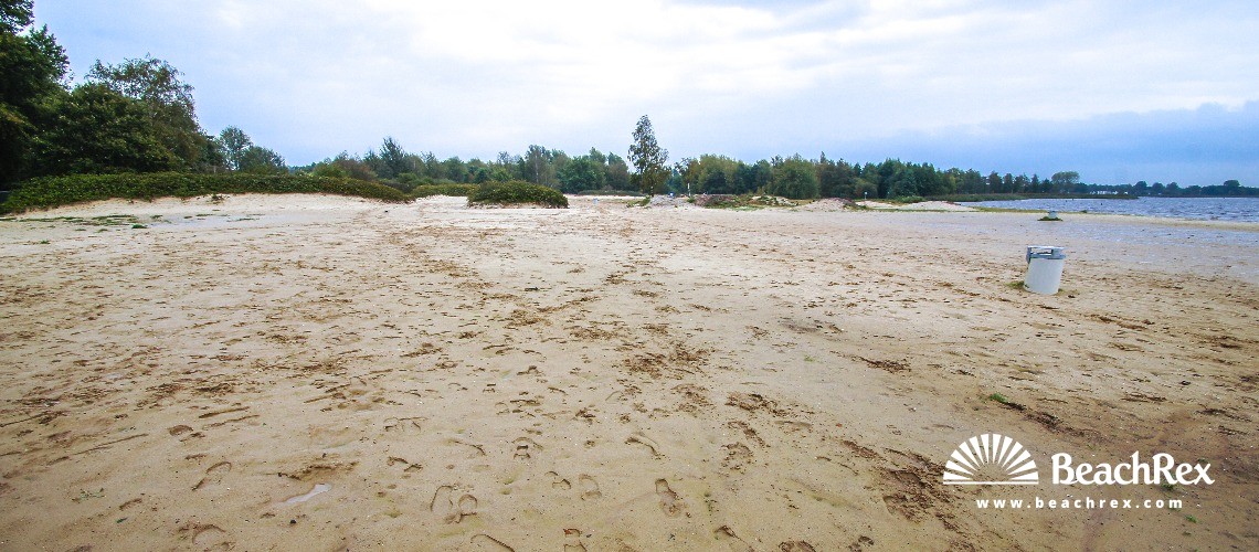 Netherlands - Groningen -  Kropswolde - Strand Meerwijck