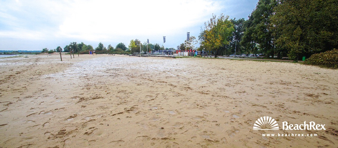 Netherlands - Groningen -  Kropswolde - Strand Meerwijck
